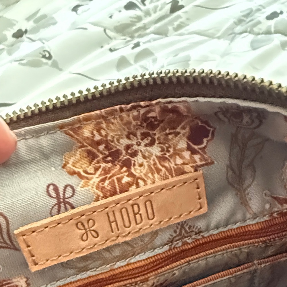 HOBO Teal Leather Shoulder Bag with Gold Hardware - Picture 8 of 9